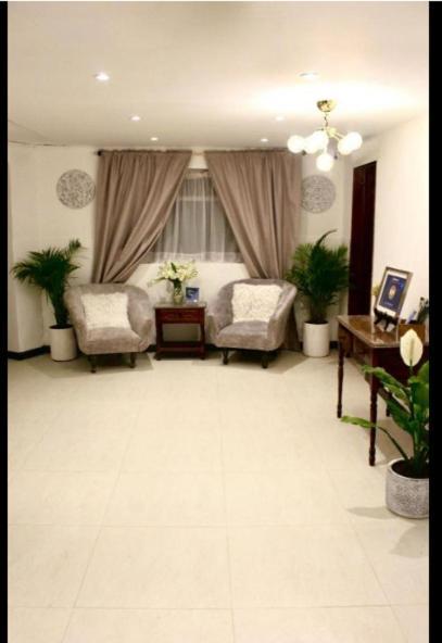 Casa De Hospedaje Vivaio ไพพ่า ภายนอก รูปภาพ